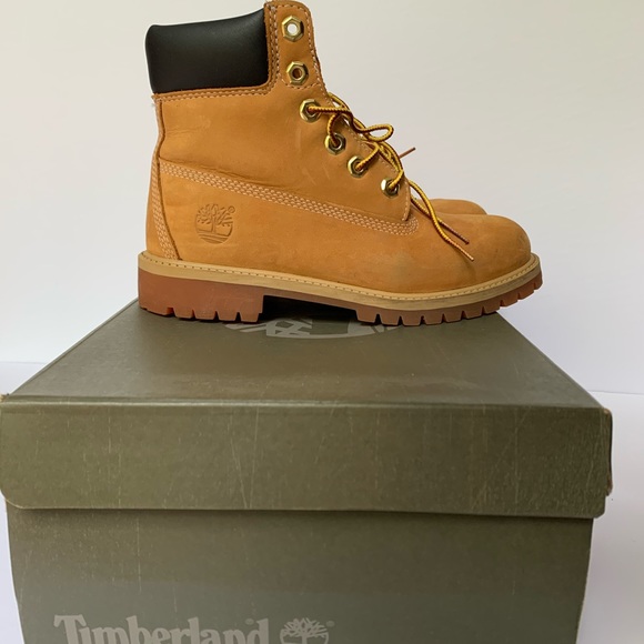 Timberland Boots - Picture 7 of 10